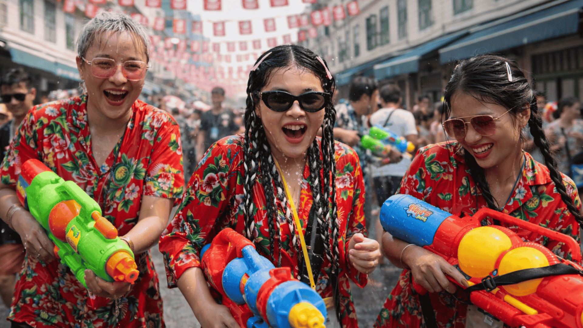 FESTIVAL SONGKRAN THAILAND 2026: TREN WISATA AIR PALING DINANTI TAHUN INI