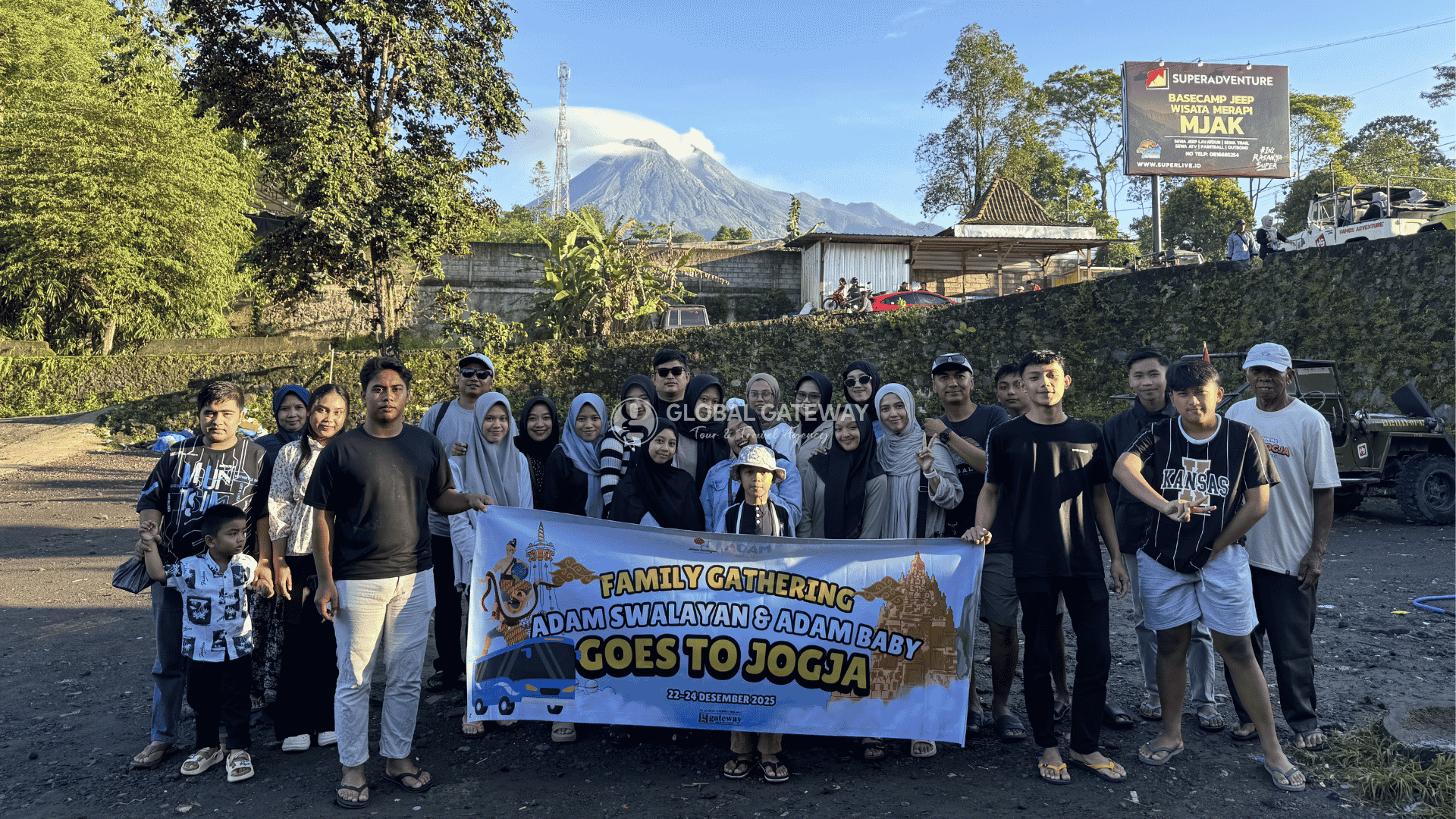 Jogja Epic Adventure & Romantic Sunset: Sensasi Off-Road Merapi & Pesona Tebing Laut Selatan (2D1N)