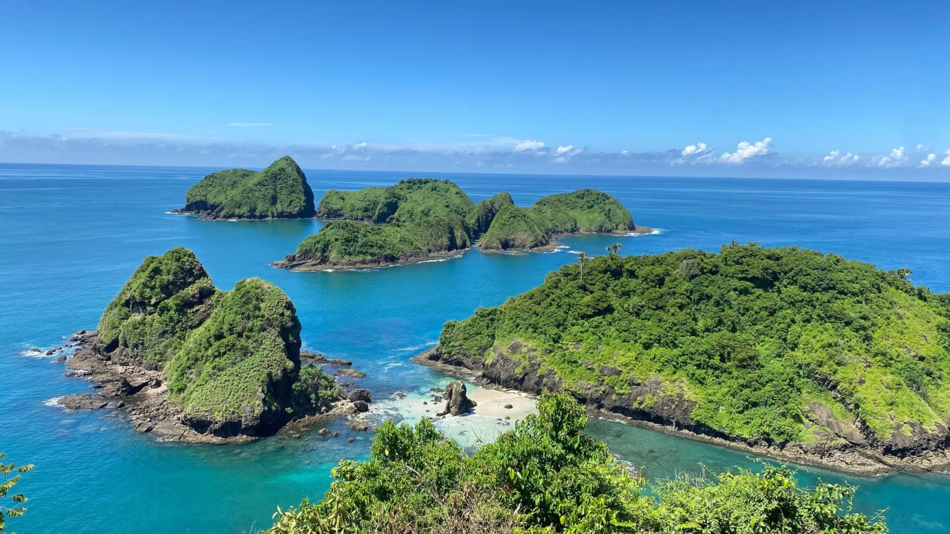 Family 3D1N Banyuwangi Adventure Green Island