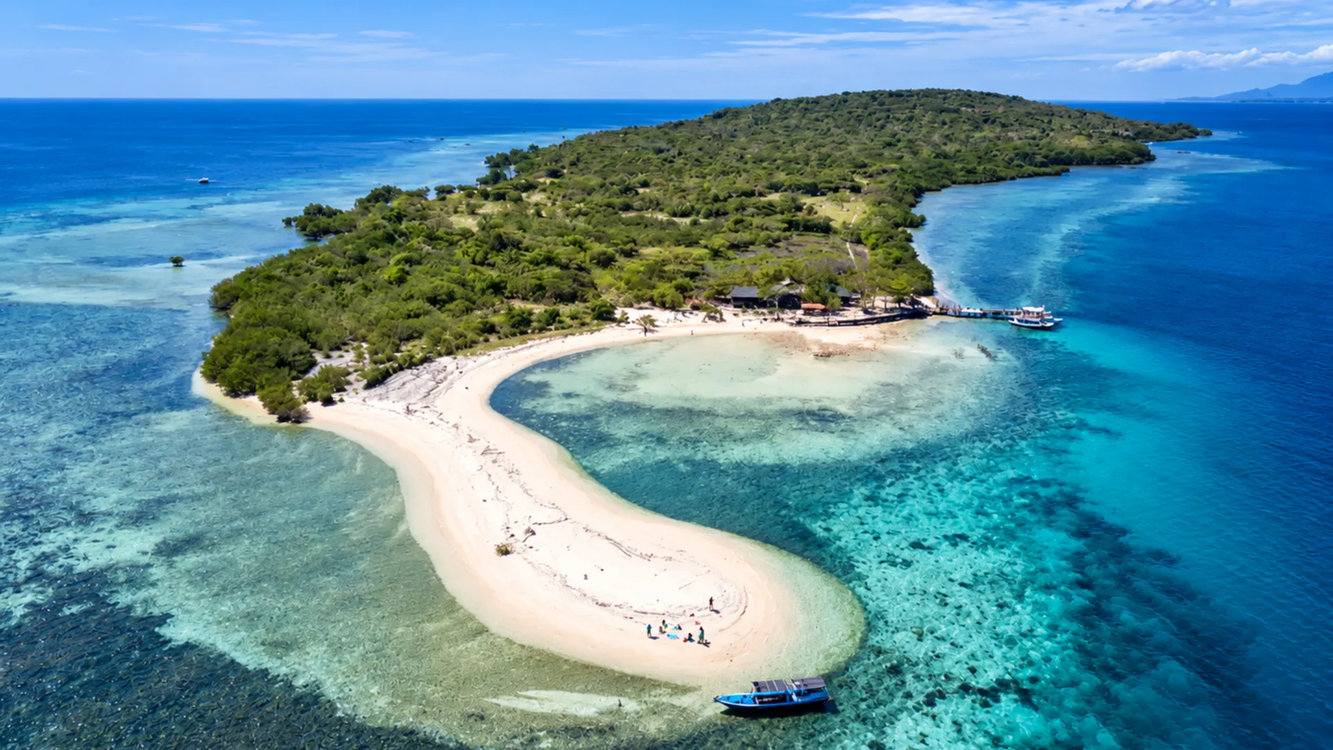 Family 3D1N Banyuwangi Island Hopping Tour